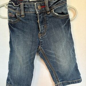 Tommy Hilfiger Baby Jeans 3–6M | Dark Wash, Adjustable Waist, Logo Pocket